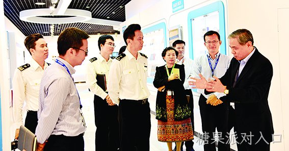 惠州海关关长华忠良一行到糖果派对入口西威调研